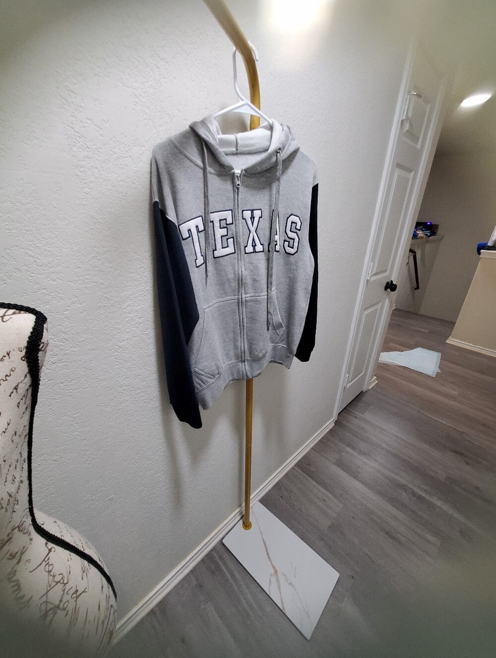 New York Popular Men's Light Gray Zip-Up Hoodie Sweater